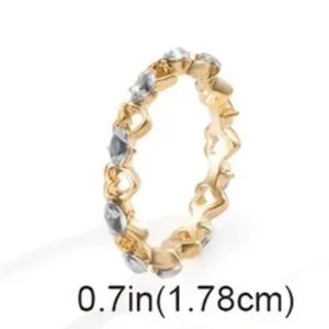 New Gold Plated ZC Diamond Hearts Thin Band Ring. Size 5.